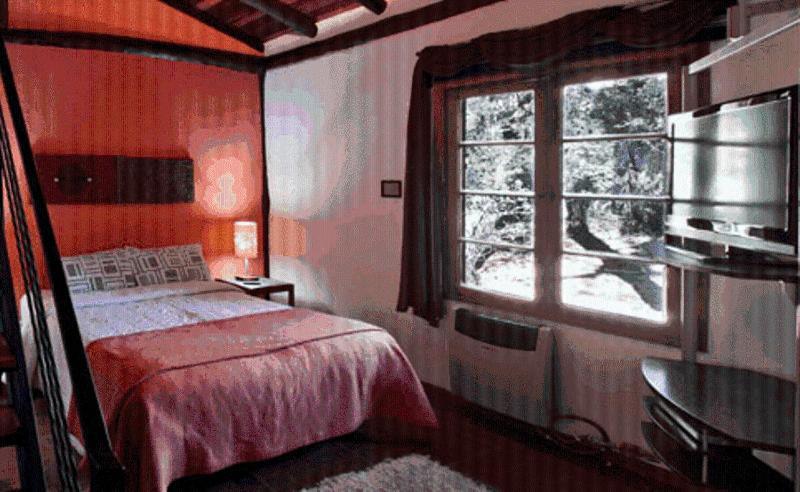 Pousada Villa Tambo Campos do Jordão Habitación foto
